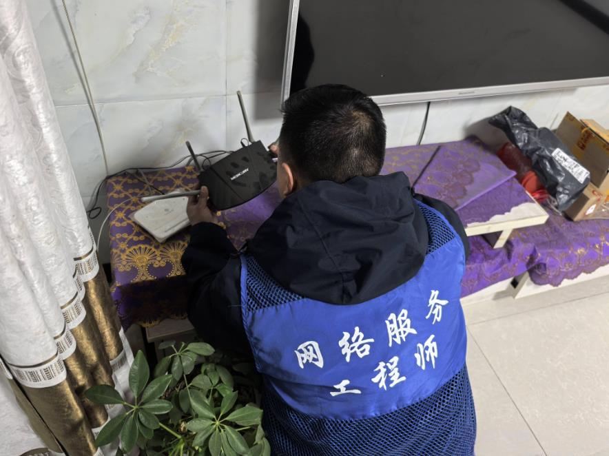 新型詐騙，已有多個小區(qū)居民被騙！看到這個請立即報警！